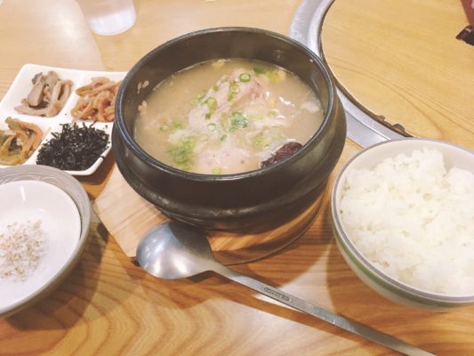 サムゲタン (参鶏湯)